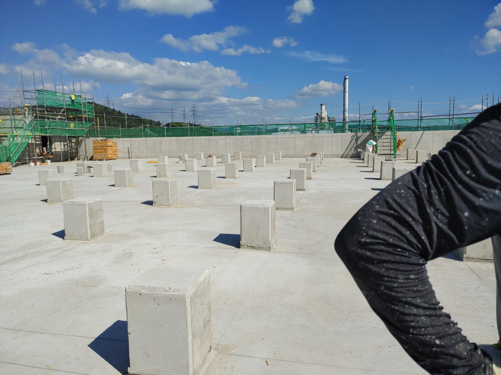 공사 공사의 섬세한 마무리가 인상적인 현장 현장입니다. (쾌적한, 반드시) · 현장의 분위기를 그대로 담아낸 장면입니다.